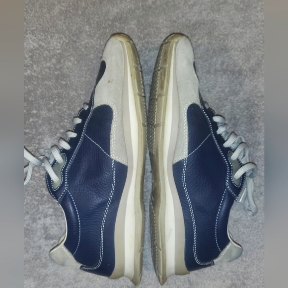 Prada tennis shoe - Picture 3 of 4